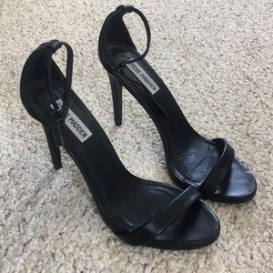 Steve Madden black heels